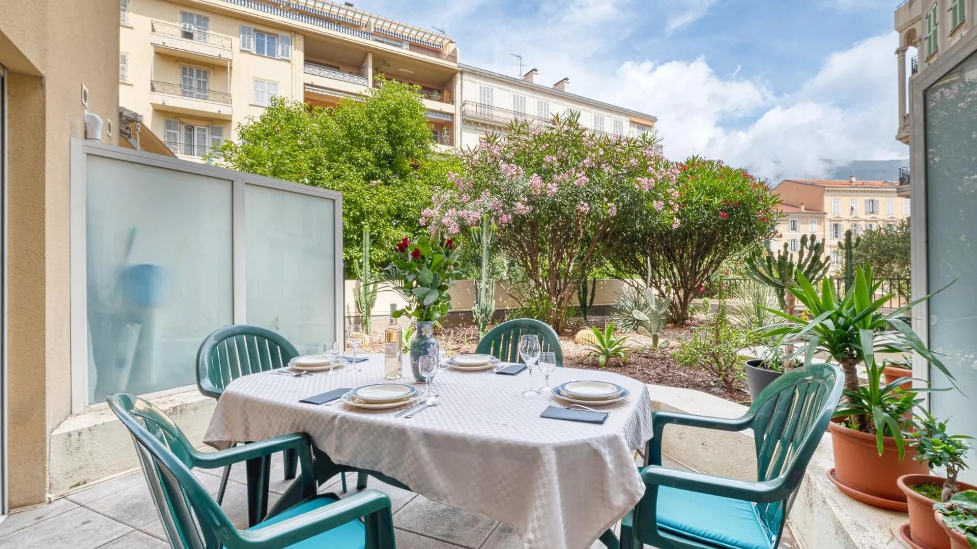 Victoria Beach - Happy Rentals Menton Francie