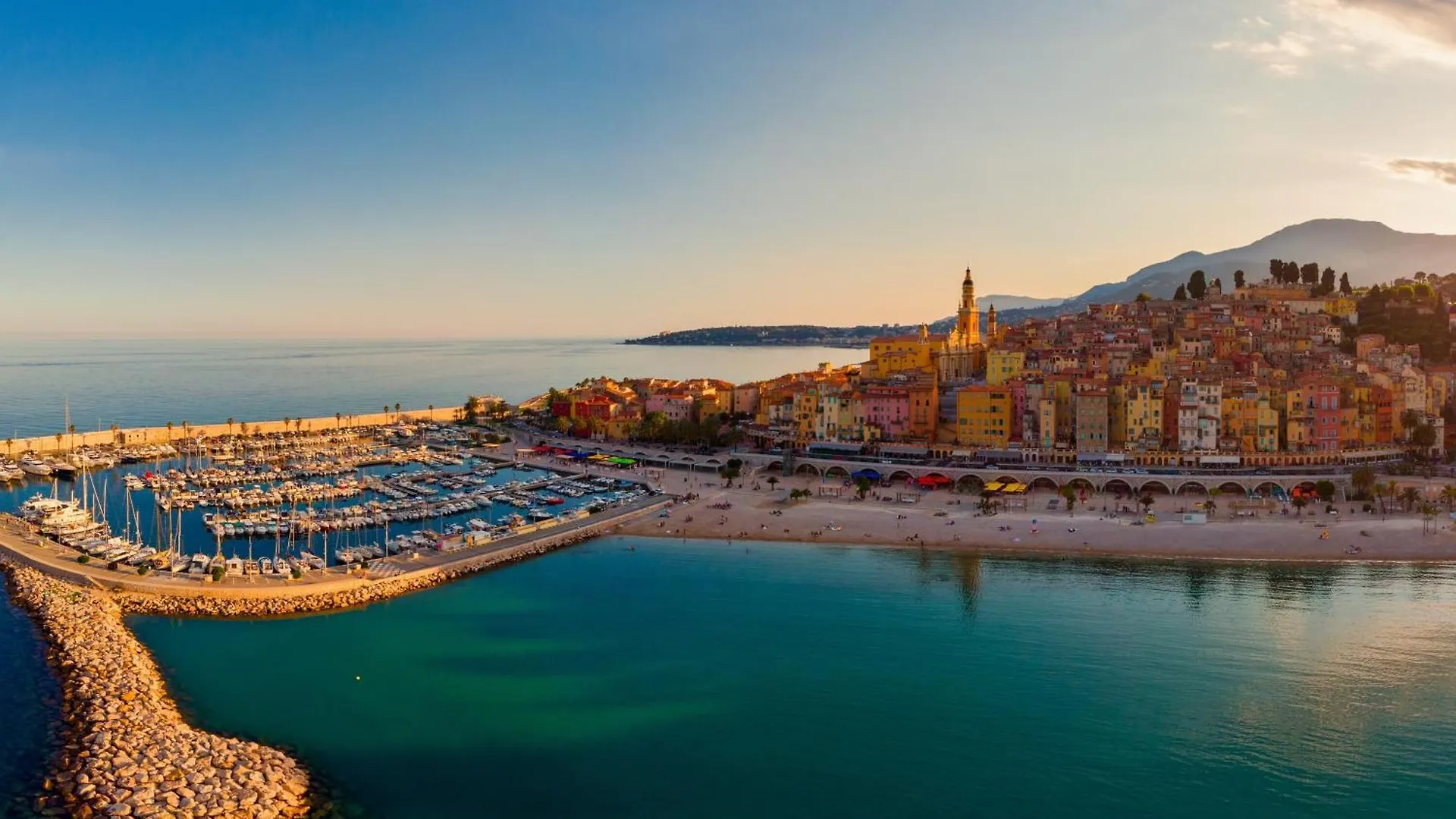 Victoria Beach - Happy Rentals Menton France